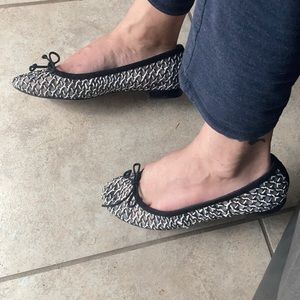 Stuart Weitzman black and white Flats weave mesh